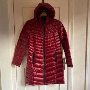 Calvin Klein packable puffer. Sz S. Shiny deep red. Worn once.